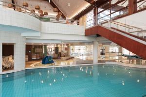 利华达名誉酒店 - 特姆3000 - 萨瓦酒店及度假村内部或周边的泳池