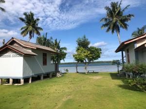 LagudriNew Raya - Nias Beach Bungalows的相册照片