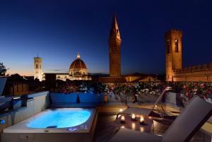 佛罗伦萨圣佛罗伦萨套房Spa酒店的相册照片