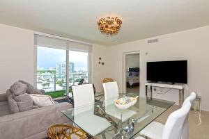 Departamento en Tiffany House Fort Lauderdale beach Miami的休息区