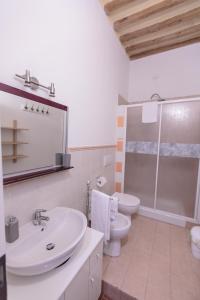 Magnolia Comfort & Rooms的一间浴室
