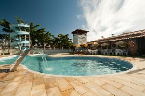 波萨达里康托普拉多酒店内部或周边的泳池