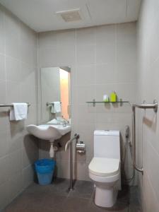 The Verve Hotel PJ Damansara的一间浴室