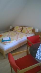 Ferienwohnung am Bodensee mit 3 Schlafzimmer über 2 Etage mit kleine Balkon bis 7 Personen客房内的一张或多张床位