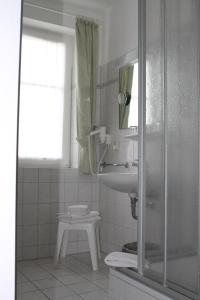 豪斯卡拉尼奇酒店的一间浴室