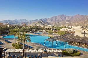 Miramar Al Aqah Beach Resort内部或周边泳池景观