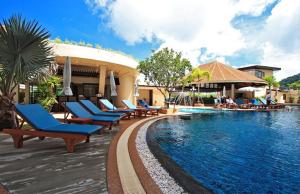 芭东海滩Palmyra Patong Resort Phuket - SHA Extra Plus的相册照片