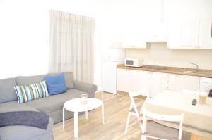 Apartamentos El Marinero - Roque的休息区