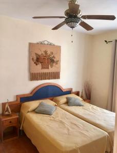 Nice Apartment In Costa Adeje客房内的一张或多张床位