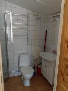 Kvarngården i Torp的一间浴室