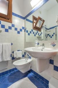 卡努别墅酒店的一间浴室