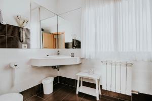 Hotel Isasa的一间浴室