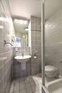 LAT Hotel & Apartmenthaus Berlin的一间浴室