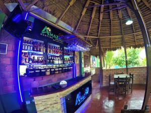 普卡尔帕Amazon City的酒馆里的酒吧