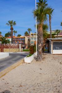 邦多勒Les balcons de Bandol Centre ville avec vue mer et face à la plage的相册照片