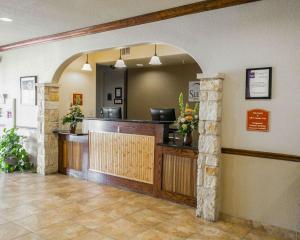 GonzalesSleep Inn & Suites near Palmetto State Park的相册照片