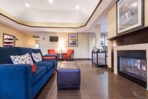 亨里埃塔Comfort Suites Rochester Henrietta University Area的相册照片