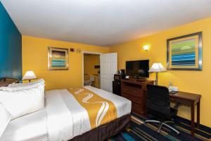 Quality Inn Albertville US 431客房内的一张或多张床位