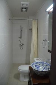 北京锦绣庄四合院宾馆的一间浴室
