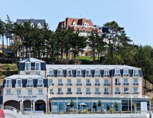 普雷讷夫昂德雷马林杜瓦尔安德烈海水浴度假酒店的相册照片