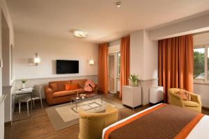 Grand Hotel Fleming by OMNIA hotels的休息区