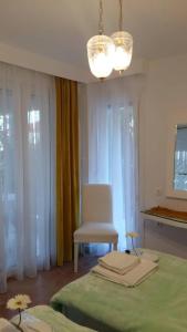 NN Luxury Room near Athens Airport客房内的一张或多张床位