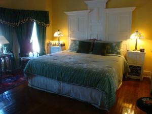 尼亚加拉瀑布时刻豪华大床和早餐酒店的相册照片