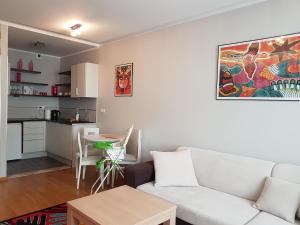 Apartament 316 w Domu Zdrojowym的休息区