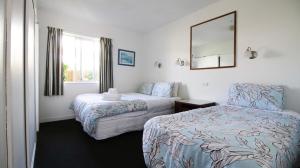 阿基里斯汽车旅馆客房内的一张或多张床位