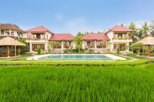 Champaca Luxury Villas Ubud内部或周边的泳池
