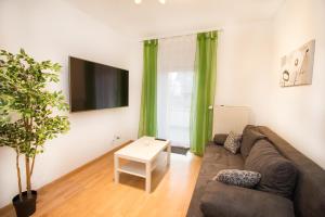 Ferienwohnung BECKENDORF的休息区