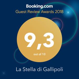 加利波利La Stella di Gallipoli的标牌显示客人评语奖项的9号