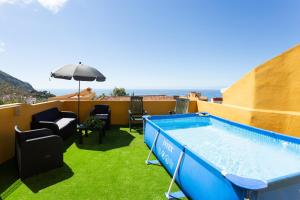 洛斯雷亚莱霍斯Canarian House with views and pool的相册照片