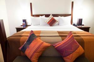 非洲丽晶酒店客房内的一张或多张床位