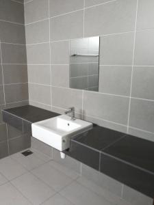Desaru Arcadia Semi D Rooms Rental Available的一间浴室