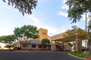 达拉斯Comfort Suites NW Dallas Near Love Field的相册照片