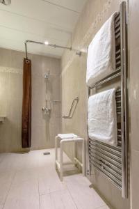 贝斯特韦斯特特洛加德洛酒店的一间浴室