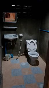 Bansuan Inthanon Eco Resort的一间浴室