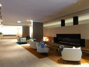 Melbourne Private Apartments - Collins Wharf Waterfront, Docklands的休息区