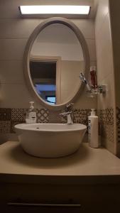 Tsiboulas Cretan Cottage的一间浴室