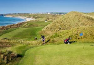 巴利巴宁Ballybunion Cottages No 22的相册照片