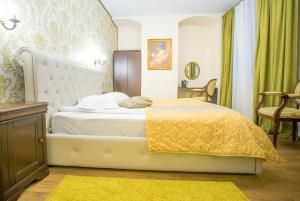 Safrano Palace客房内的一张或多张床位