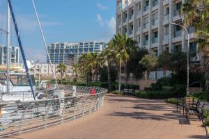 荷兹利亚BHerzliya Marina Lagoon Apartment的相册照片