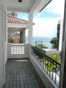 萨尔瓦多卡萨达维多利亚旅馆 的海景阳台
