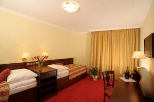 尤卡拉乐酒店客房内的一张或多张床位