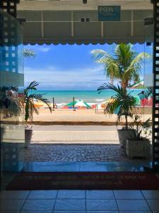 纳塔尔美利加多索旅馆的从大楼欣赏海滩美景