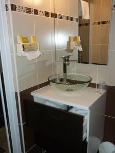 Cit'Hotel Europeen的一间浴室