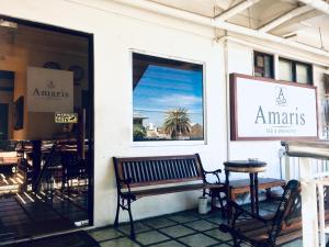 Amaris Bed & Breakfast餐厅或其他用餐的地方