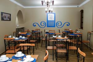 Pousada Portugal餐厅或其他用餐的地方