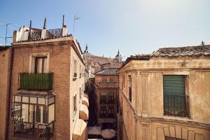 托莱多La Balconada de Toledo - PARKING GRATIS - 2 HABITACIONES的相册照片